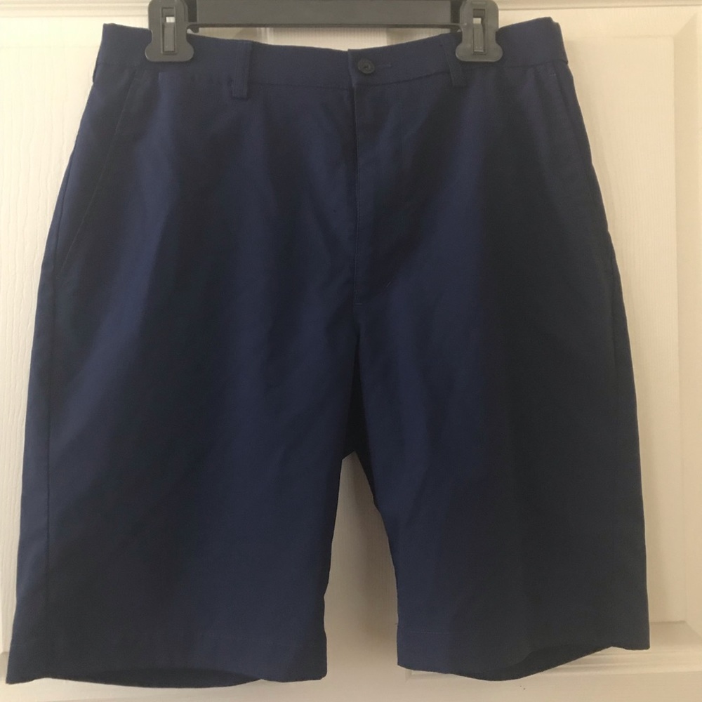 PGA Champions Tour Mens Golf Short Sz 32